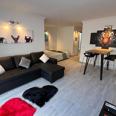 Air Conditioning, Private Parking And Fully Equipped Kitchen In Hotel Room In Golf Del Sur, Tenerife San Miguel de Abona Esterno foto